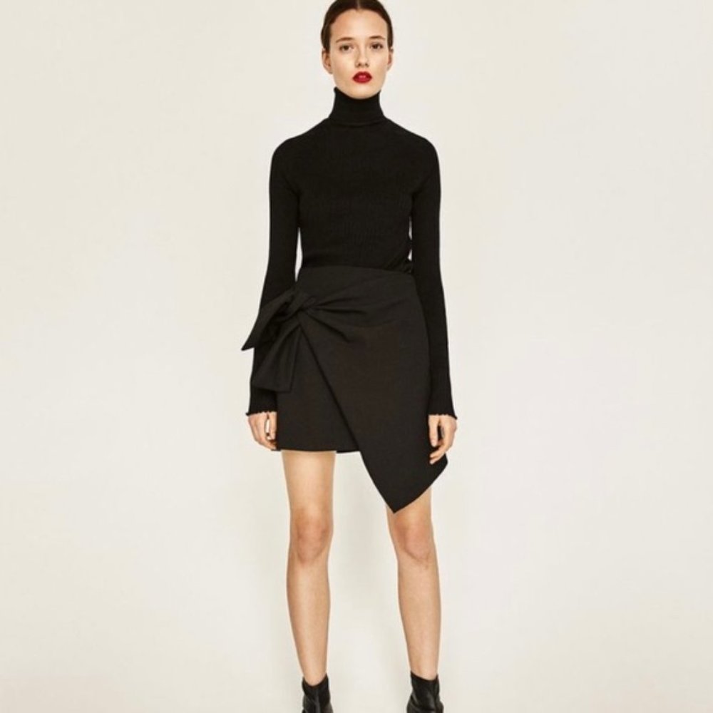 Zara Tie Knot Asymmetric Slit Ponte Mini Skirt